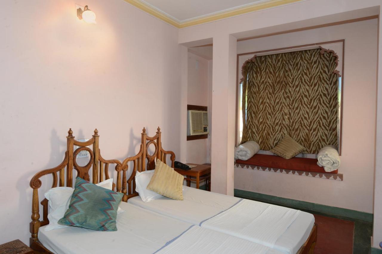 Hotel Harasar Haveli Біканер Екстер'єр фото